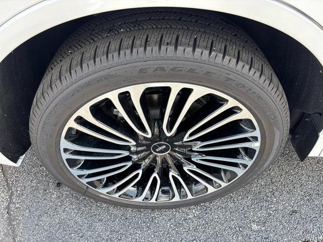 new 2025 Lincoln Aviator car, priced at $79,897