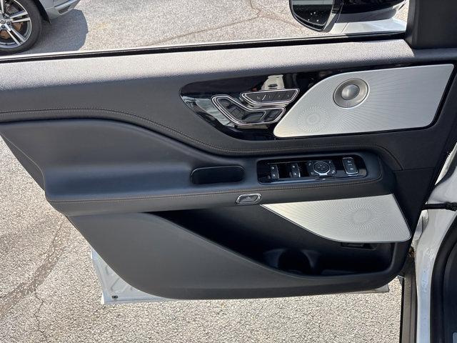 new 2025 Lincoln Aviator car, priced at $79,897