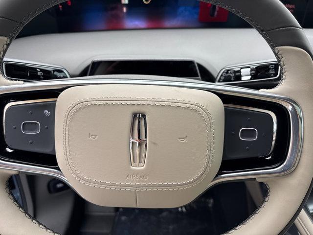 new 2025 Lincoln Nautilus car, priced at $62,904