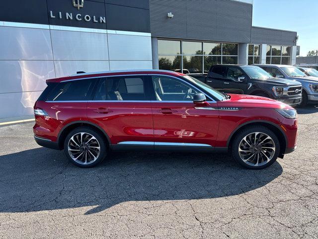 new 2025 Lincoln Aviator car, priced at $65,941