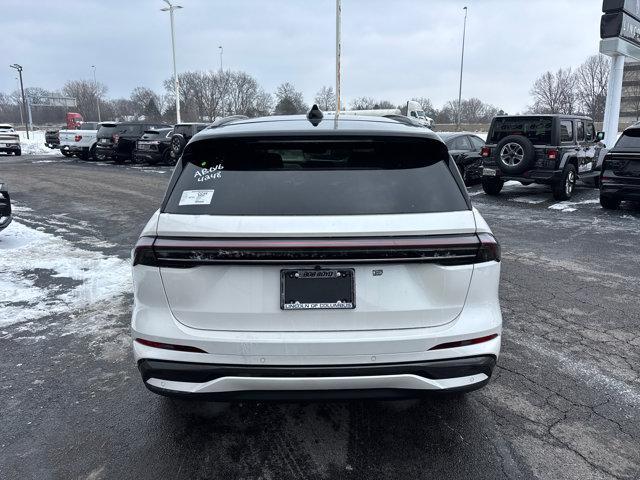 new 2025 Lincoln Nautilus car, priced at $68,455