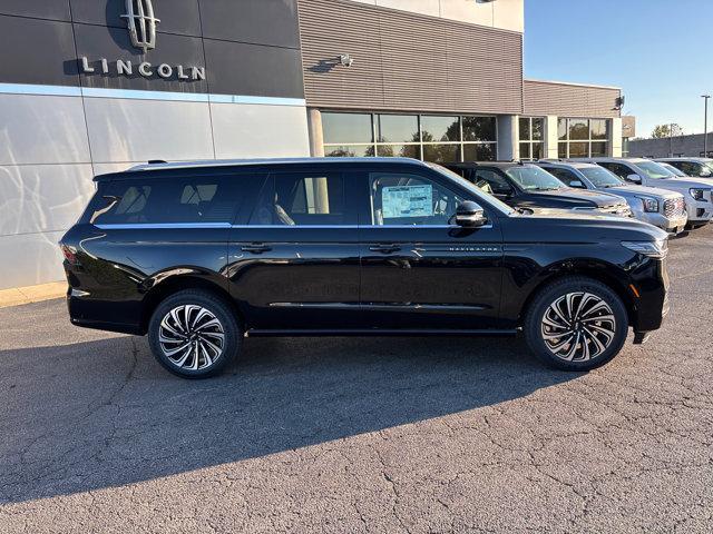 new 2025 Lincoln Navigator car, priced at $122,835