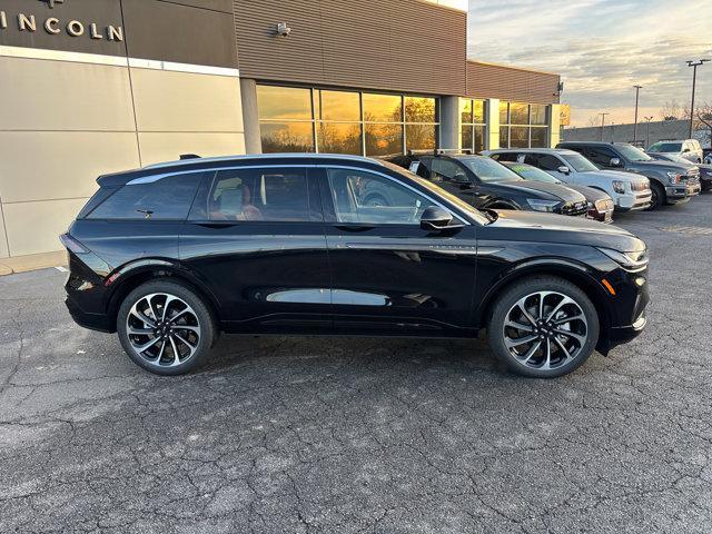 new 2025 Lincoln Nautilus car, priced at $77,040