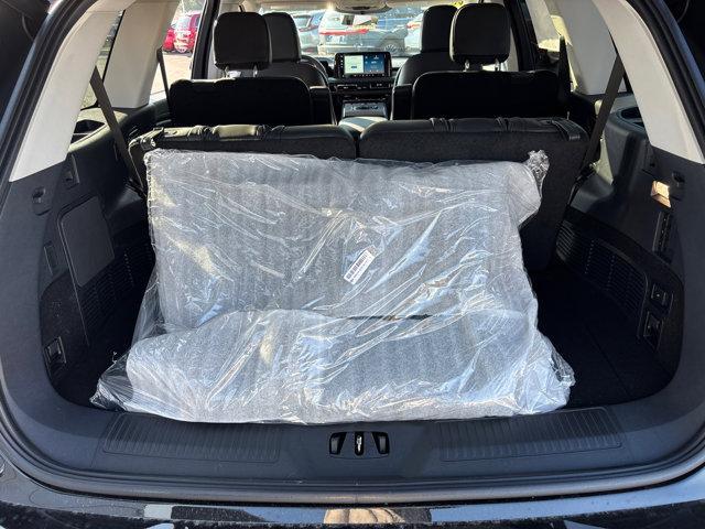 new 2025 Lincoln Aviator car, priced at $68,190