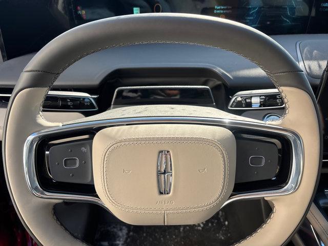 new 2025 Lincoln Nautilus car, priced at $60,270