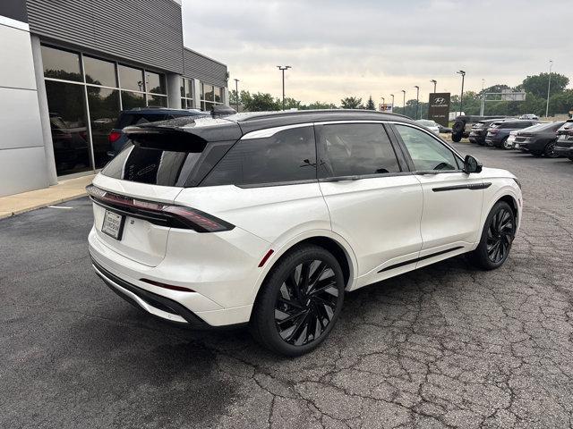 new 2025 Lincoln Nautilus car, priced at $83,370