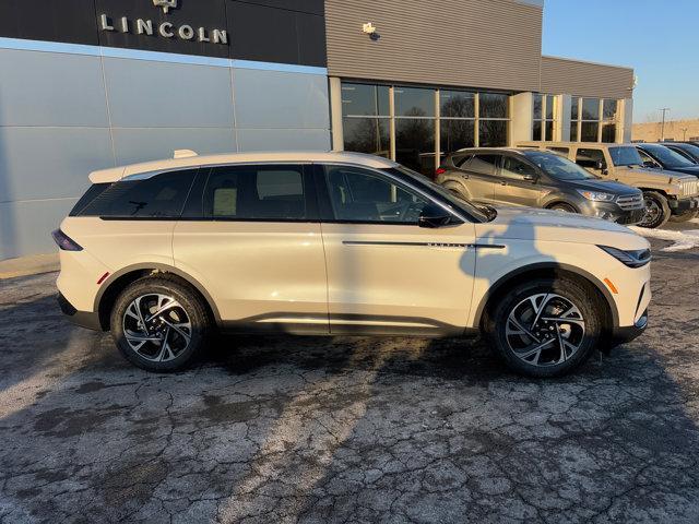 new 2025 Lincoln Nautilus car, priced at $55,485