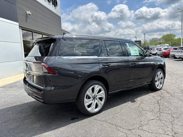 new 2025 Lincoln Navigator car, priced at $106,550