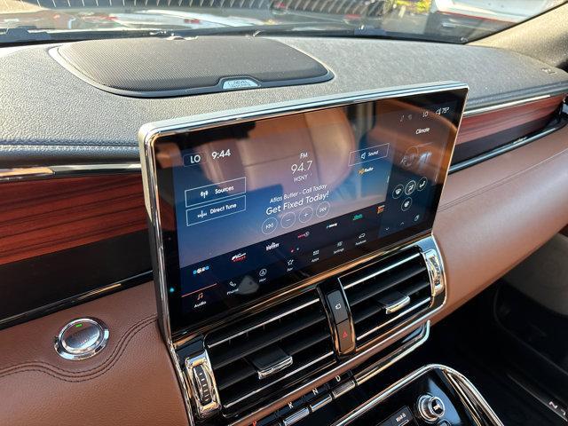 used 2024 Lincoln Navigator car, priced at $82,985