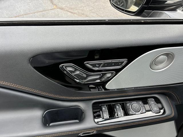 new 2025 Lincoln Aviator car, priced at $79,007