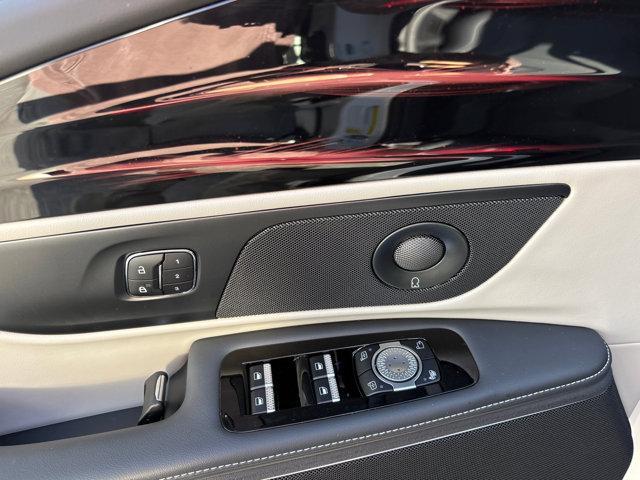 new 2025 Lincoln Nautilus car, priced at $63,284