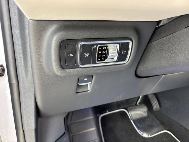 new 2025 Lincoln Nautilus car, priced at $63,284