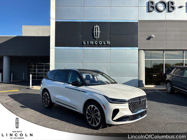 new 2025 Lincoln Nautilus car, priced at $63,284