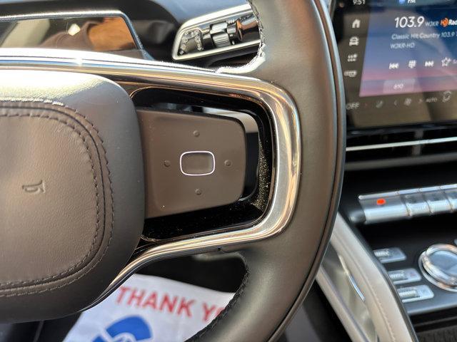 new 2025 Lincoln Nautilus car, priced at $63,284