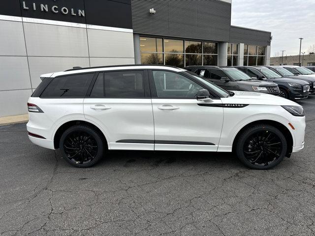 new 2025 Lincoln Aviator car, priced at $76,425