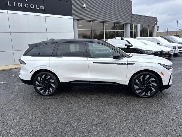 new 2024 Lincoln Nautilus car, priced at $63,470