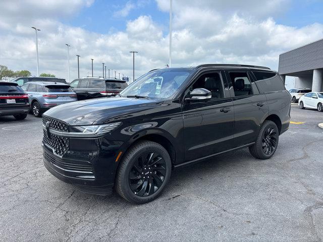 new 2025 Lincoln Navigator car, priced at $105,805