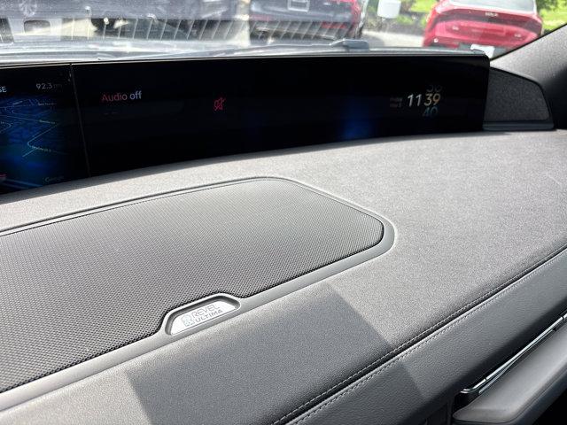 new 2025 Lincoln Navigator car, priced at $105,805