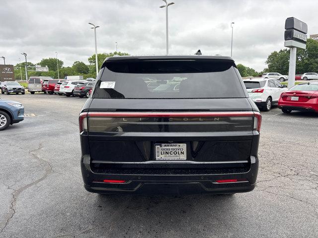 new 2025 Lincoln Navigator car, priced at $120,655