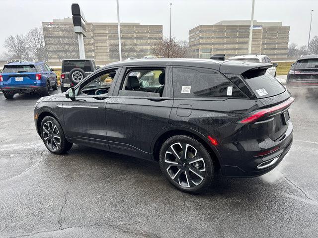 new 2025 Lincoln Nautilus car, priced at $70,305