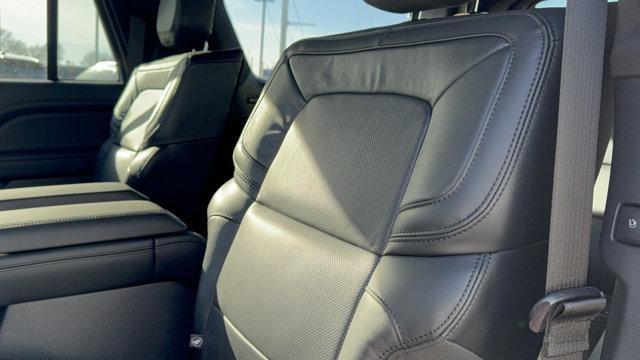 new 2024 Lincoln Navigator L car, priced at $104,776