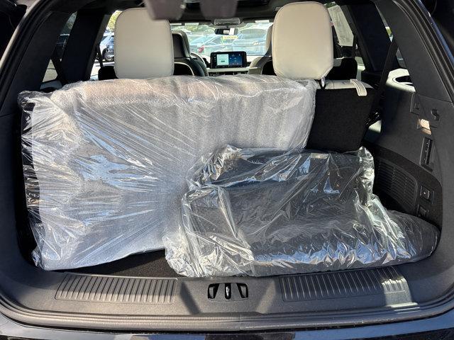 new 2025 Lincoln Aviator car, priced at $88,290