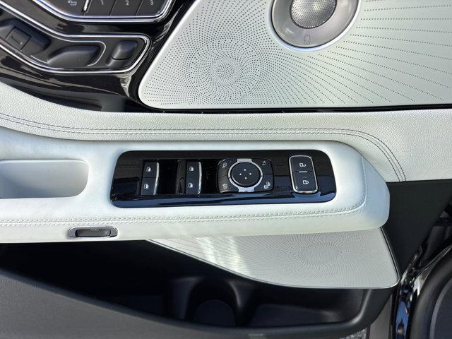 new 2025 Lincoln Aviator car, priced at $88,290