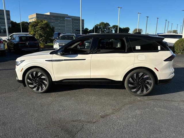 new 2024 Lincoln Nautilus car, priced at $67,392