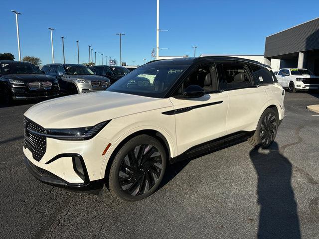 new 2024 Lincoln Nautilus car, priced at $67,392