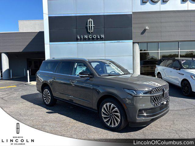 new 2025 Lincoln Navigator car, priced at $124,805