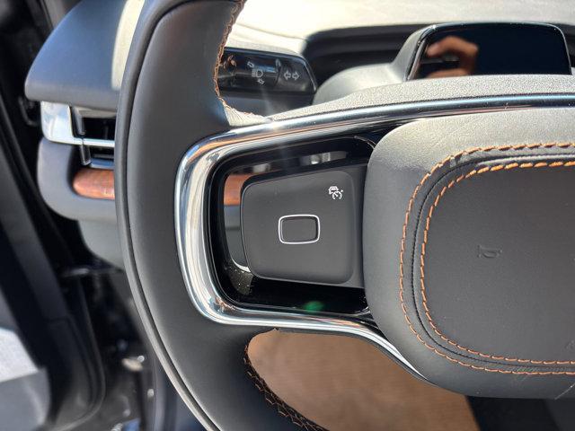 new 2025 Lincoln Navigator car, priced at $124,805