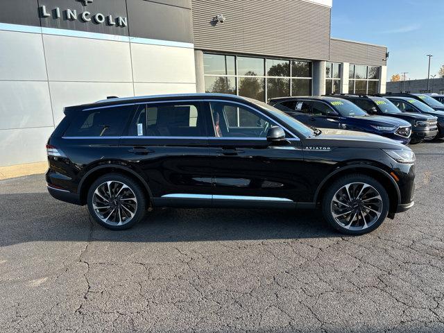 new 2025 Lincoln Aviator car, priced at $78,700