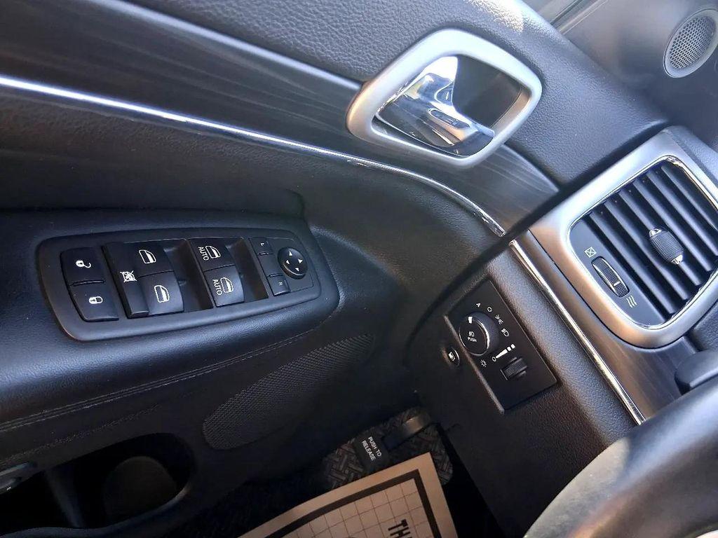 used 2021 Jeep Grand Cherokee car, priced at $28,250