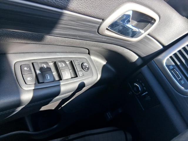 used 2020 Jeep Grand Cherokee car, priced at $24,250