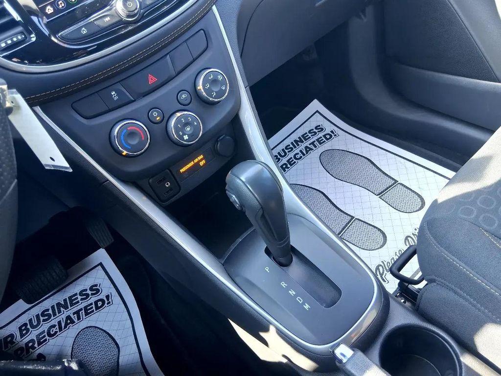 used 2022 Chevrolet Trax car, priced at $17,798
