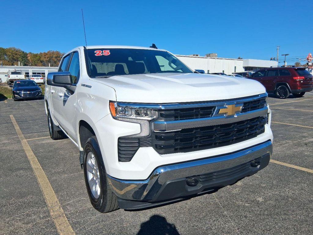 used 2025 Chevrolet Silverado 1500 car, priced at $42,995
