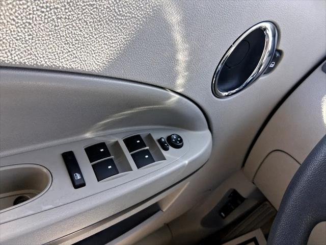 used 2009 Chevrolet HHR car, priced at $7,495
