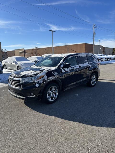 used 2015 Toyota Highlander car, priced at $18,332