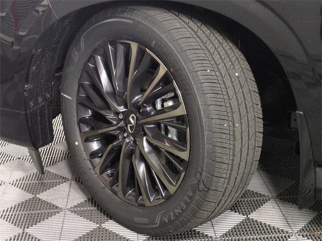 new 2025 INFINITI QX80 car, priced at $109,850