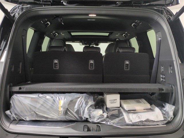 new 2025 INFINITI QX80 car, priced at $102,270