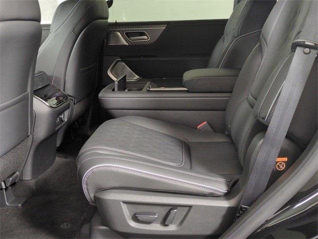 new 2025 INFINITI QX80 car, priced at $102,270
