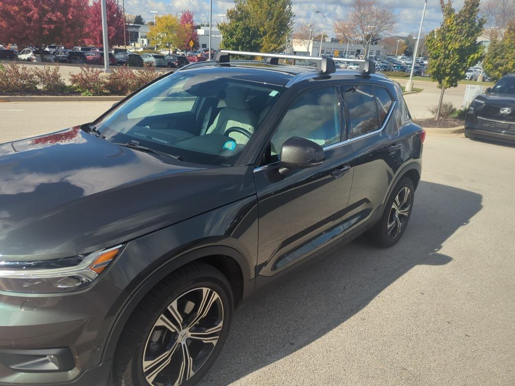 used 2019 Volvo XC40 car, priced at $18,776
