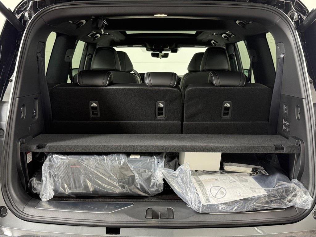 new 2026 INFINITI QX80 car, priced at $109,750