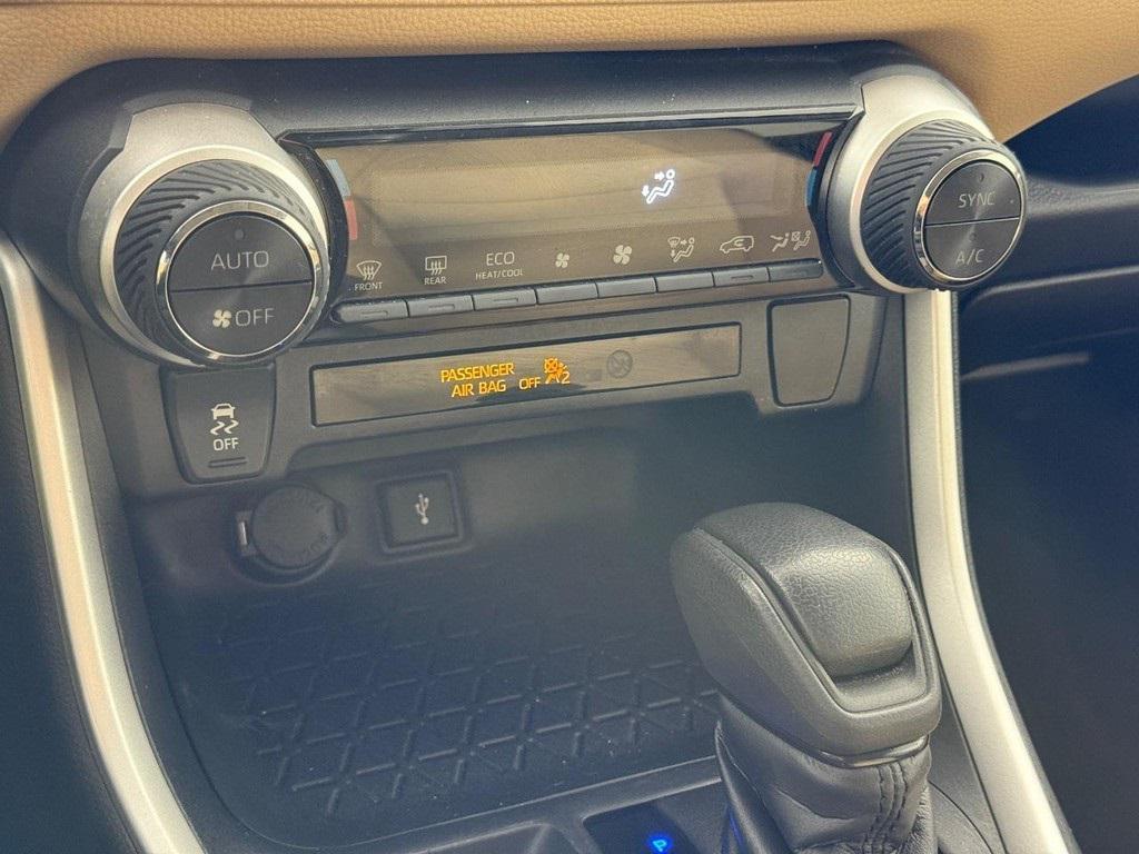 used 2020 Toyota RAV4 Hybrid car, priced at $23,919