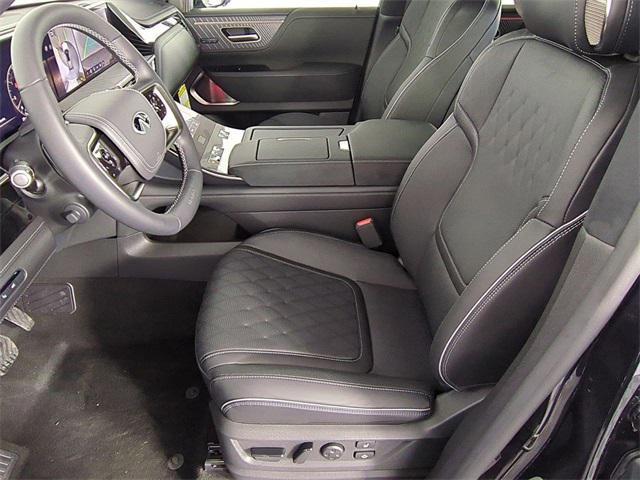 new 2025 INFINITI QX80 car, priced at $108,000