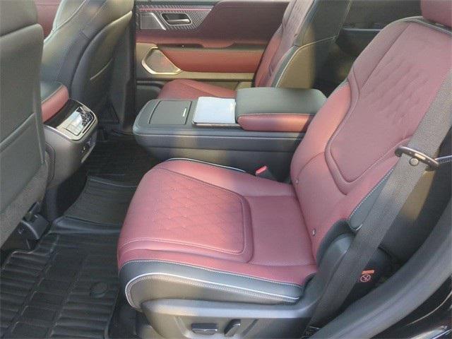 new 2025 INFINITI QX80 car, priced at $101,975