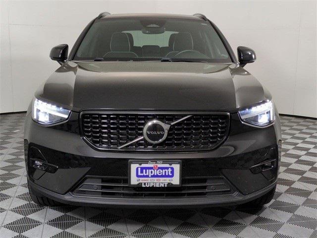 used 2023 Volvo XC40 car, priced at $30,361
