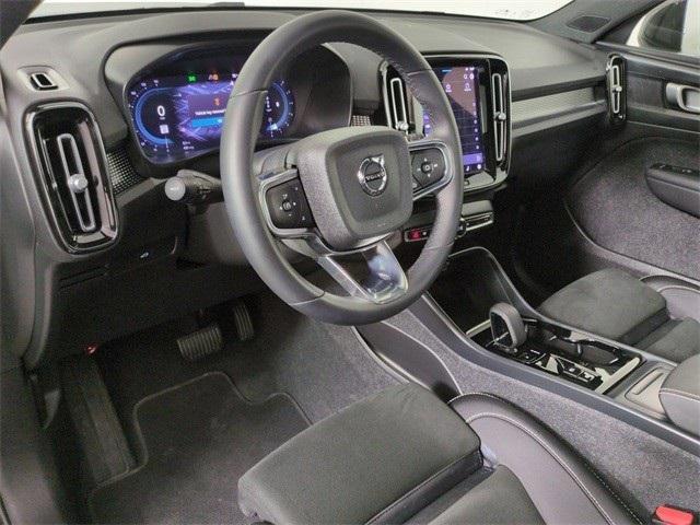 used 2023 Volvo XC40 car, priced at $30,361