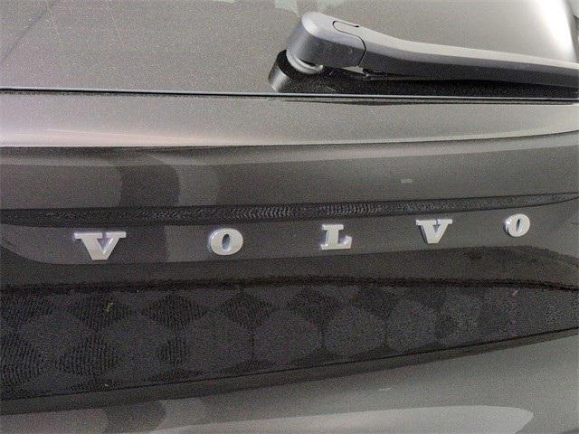 used 2023 Volvo XC40 car, priced at $30,361