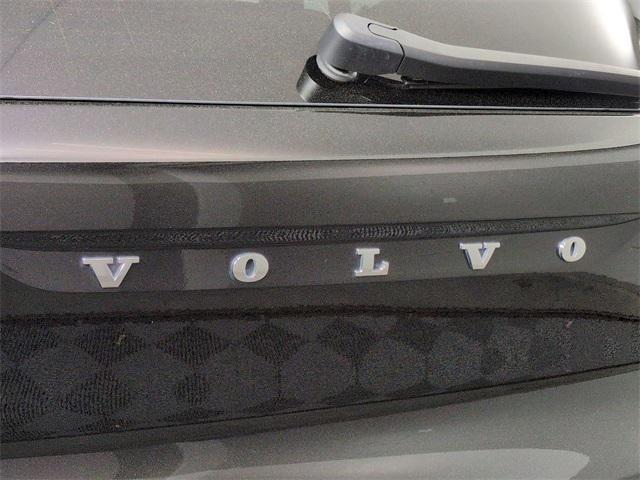 used 2023 Volvo XC40 car, priced at $35,371